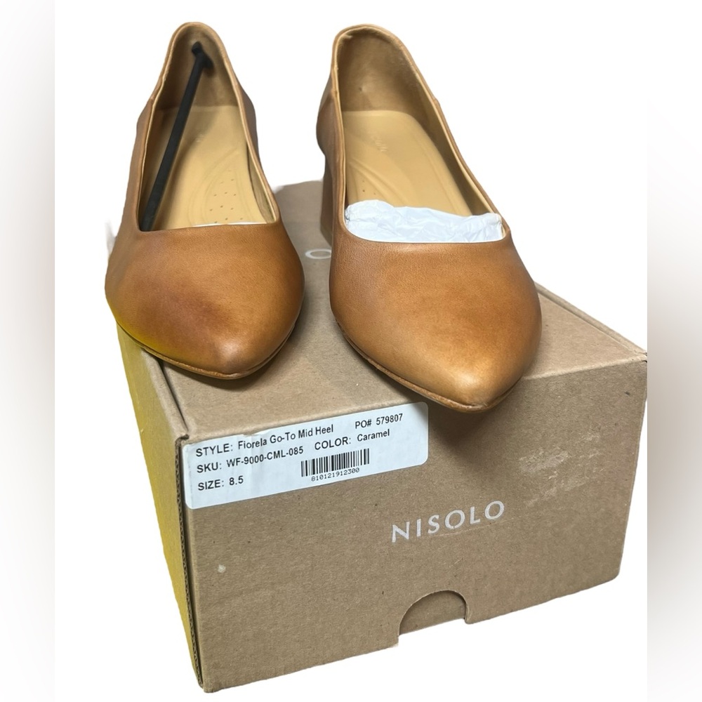 Nisolo Tan Block Heel Pumps - Picture 6 of 12